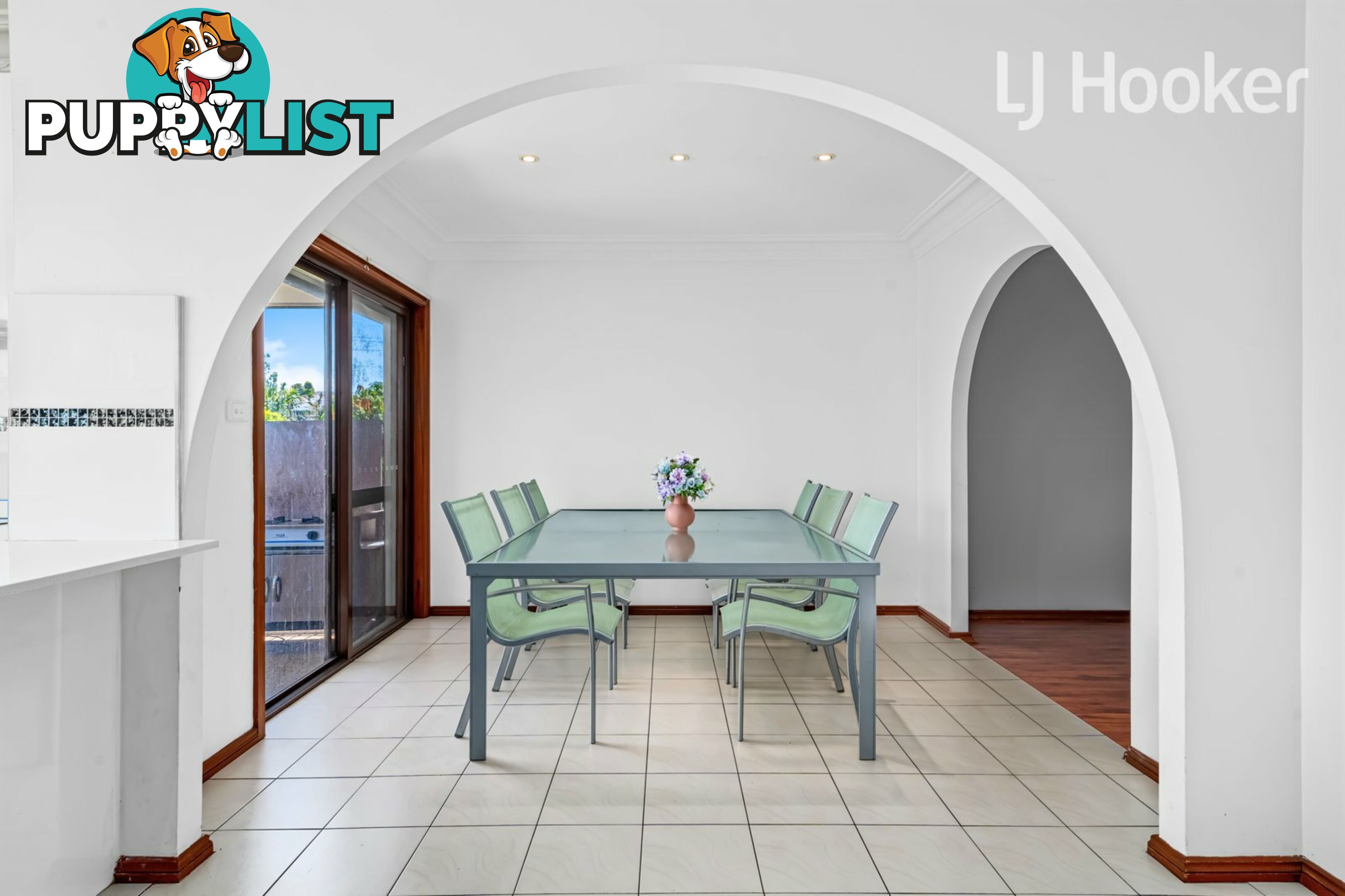 7 Drummoyne Cr ST JOHNS PARK NSW 2176