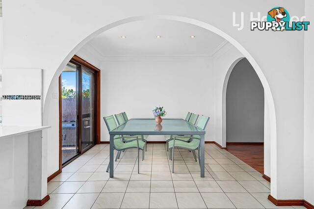 7 Drummoyne Cr ST JOHNS PARK NSW 2176
