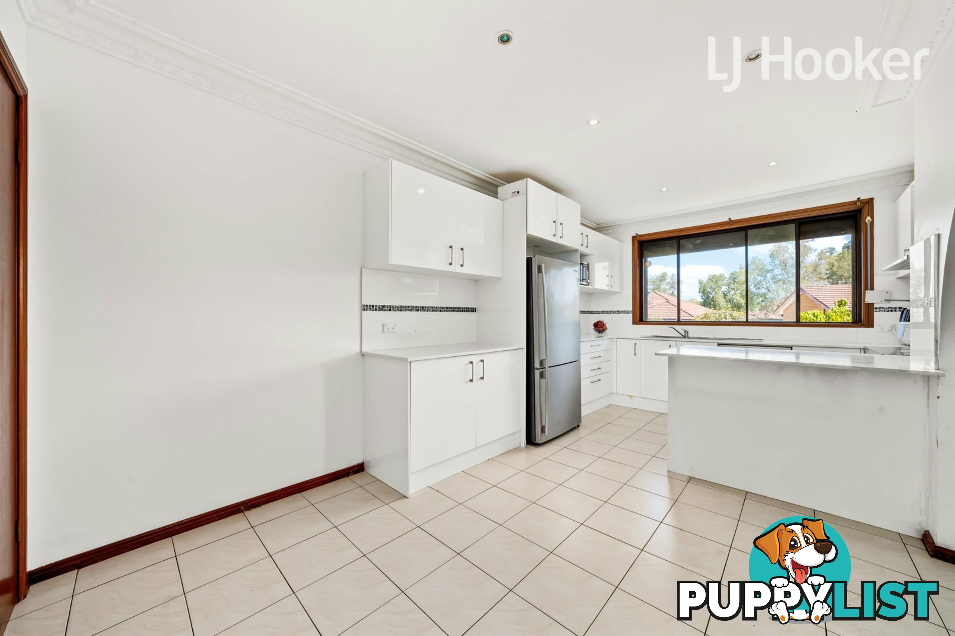 7 Drummoyne Cr ST JOHNS PARK NSW 2176