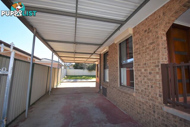 31 Bettong Crescent BOSSLEY PARK NSW 2176