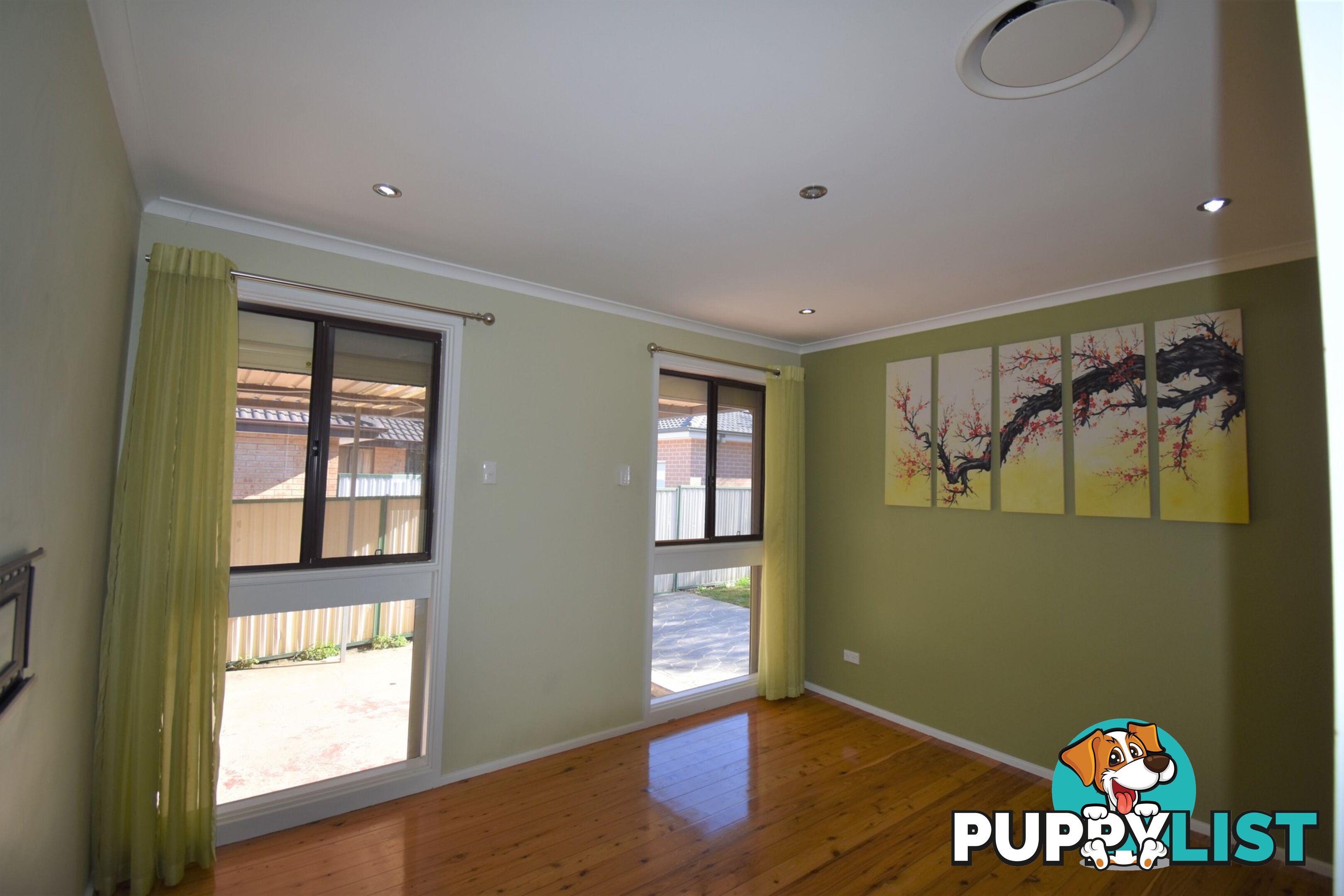 31 Bettong Crescent BOSSLEY PARK NSW 2176