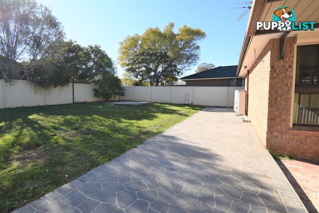 31 Bettong Crescent BOSSLEY PARK NSW 2176