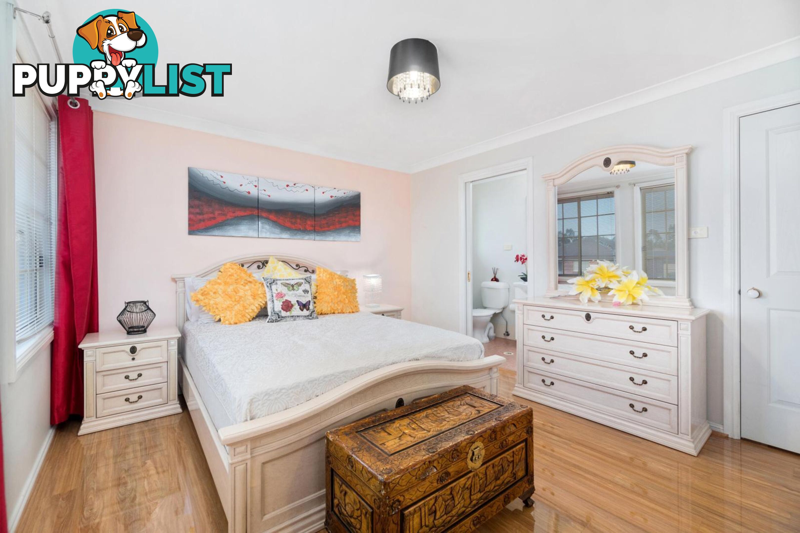 8 Redpa Close WEST HOXTON NSW 2171