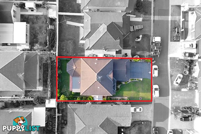 8 Redpa Close WEST HOXTON NSW 2171