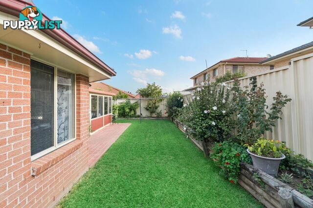 8 Redpa Close WEST HOXTON NSW 2171