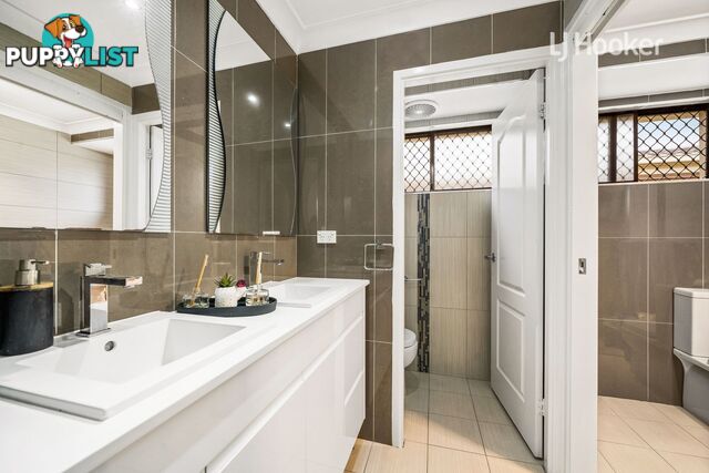6 Fuchsia Place BOSSLEY PARK NSW 2176