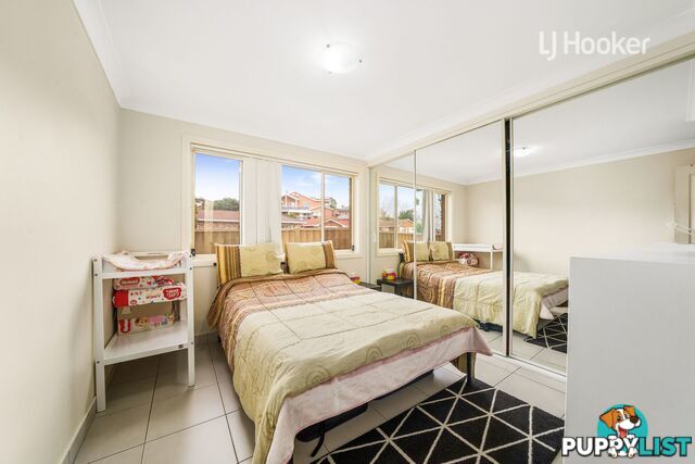 6 Fuchsia Place BOSSLEY PARK NSW 2176
