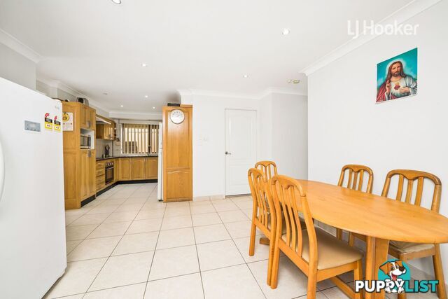 6 Fuchsia Place BOSSLEY PARK NSW 2176