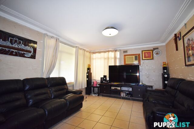 11 Marlborough Street FAIRFIELD HEIGHTS NSW 2165