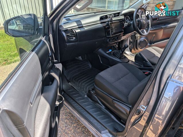 2022 Toyota Hilux TGN121R WORKMATE Ute Manual