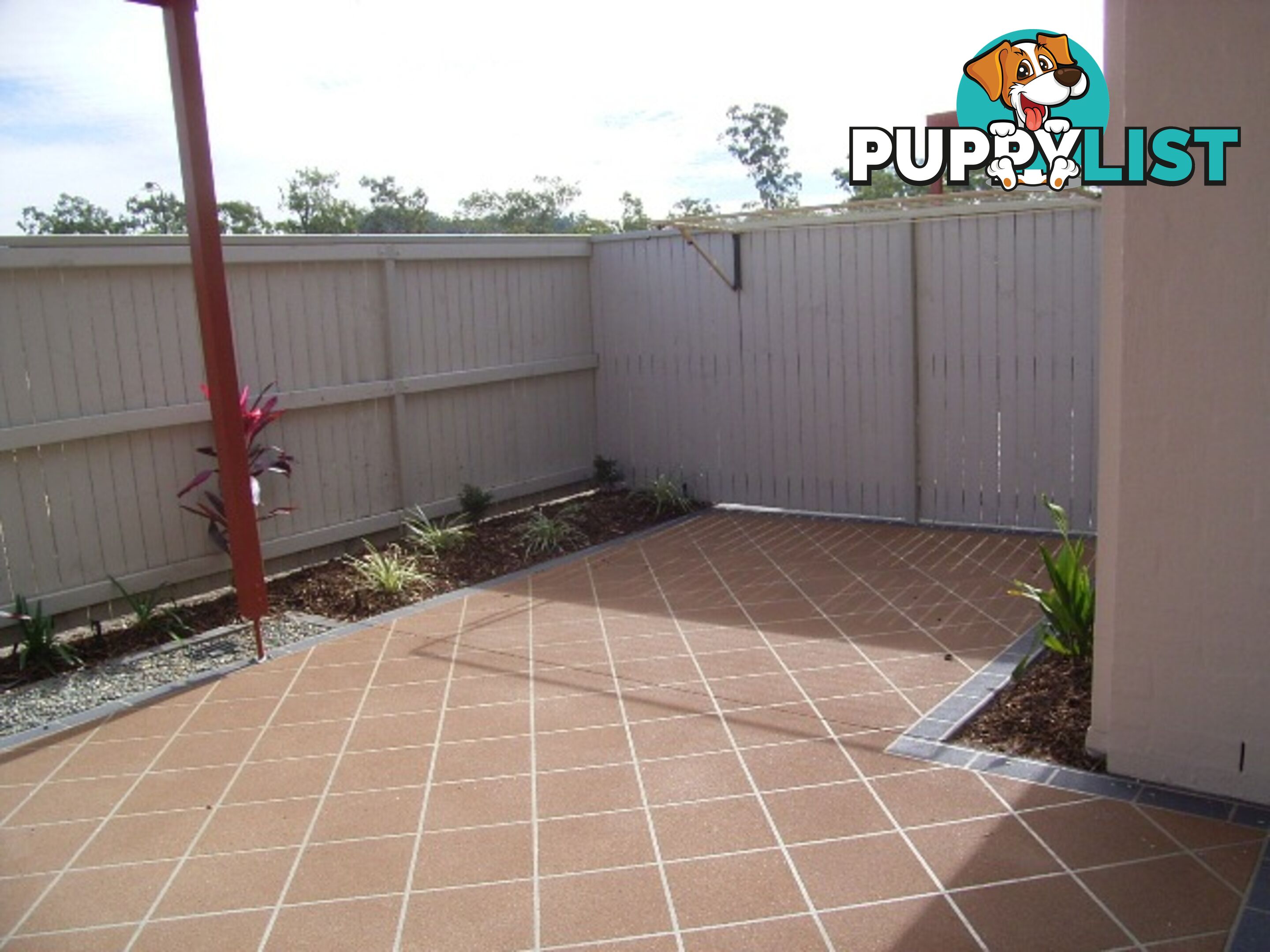 65 Greenway Circuit MOUNT OMMANEY QLD 4074