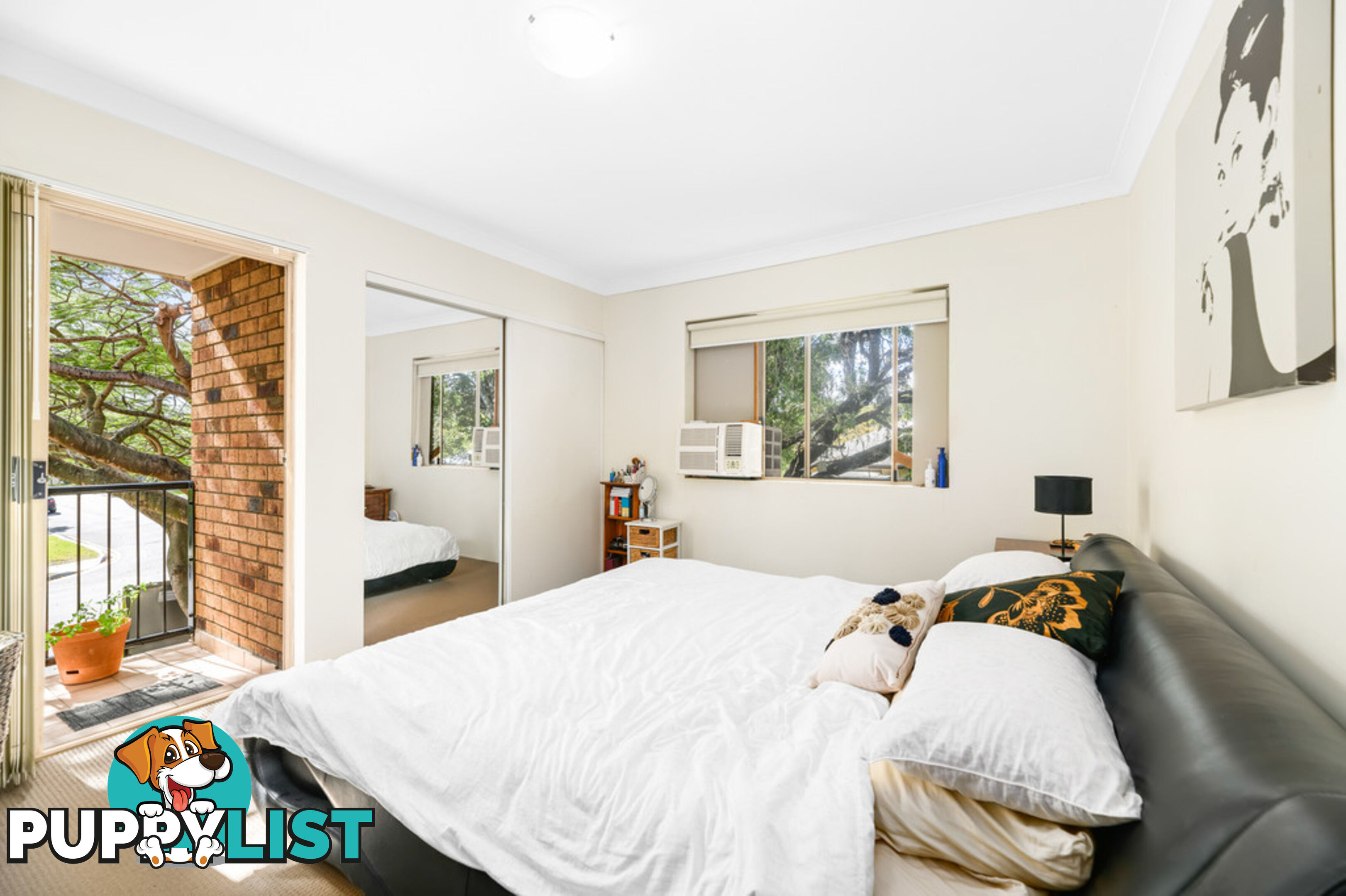 2/12 Gainsborough Street MOOROOKA QLD 4105