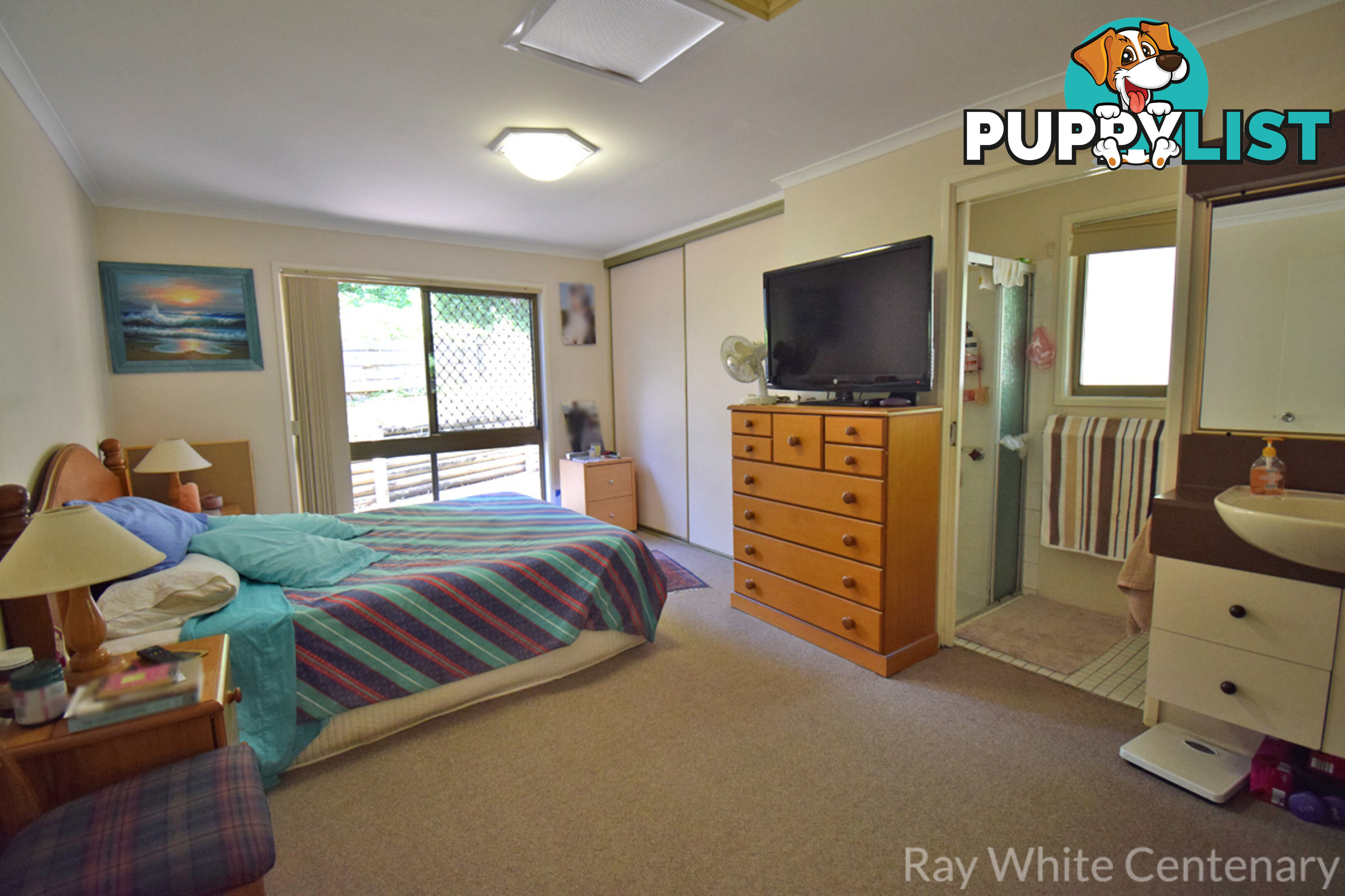 33 Burrumbuck Street CHAPEL HILL QLD 4069