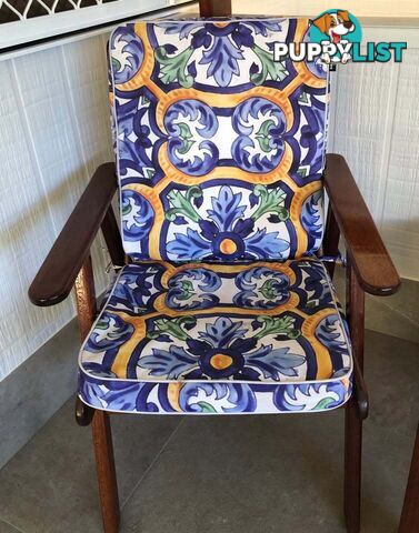 SOLID TIMBER KWILA 8 SEATER TABLE AND CHAIRS