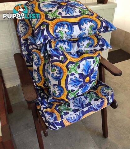 SOLID TIMBER KWILA 8 SEATER TABLE AND CHAIRS