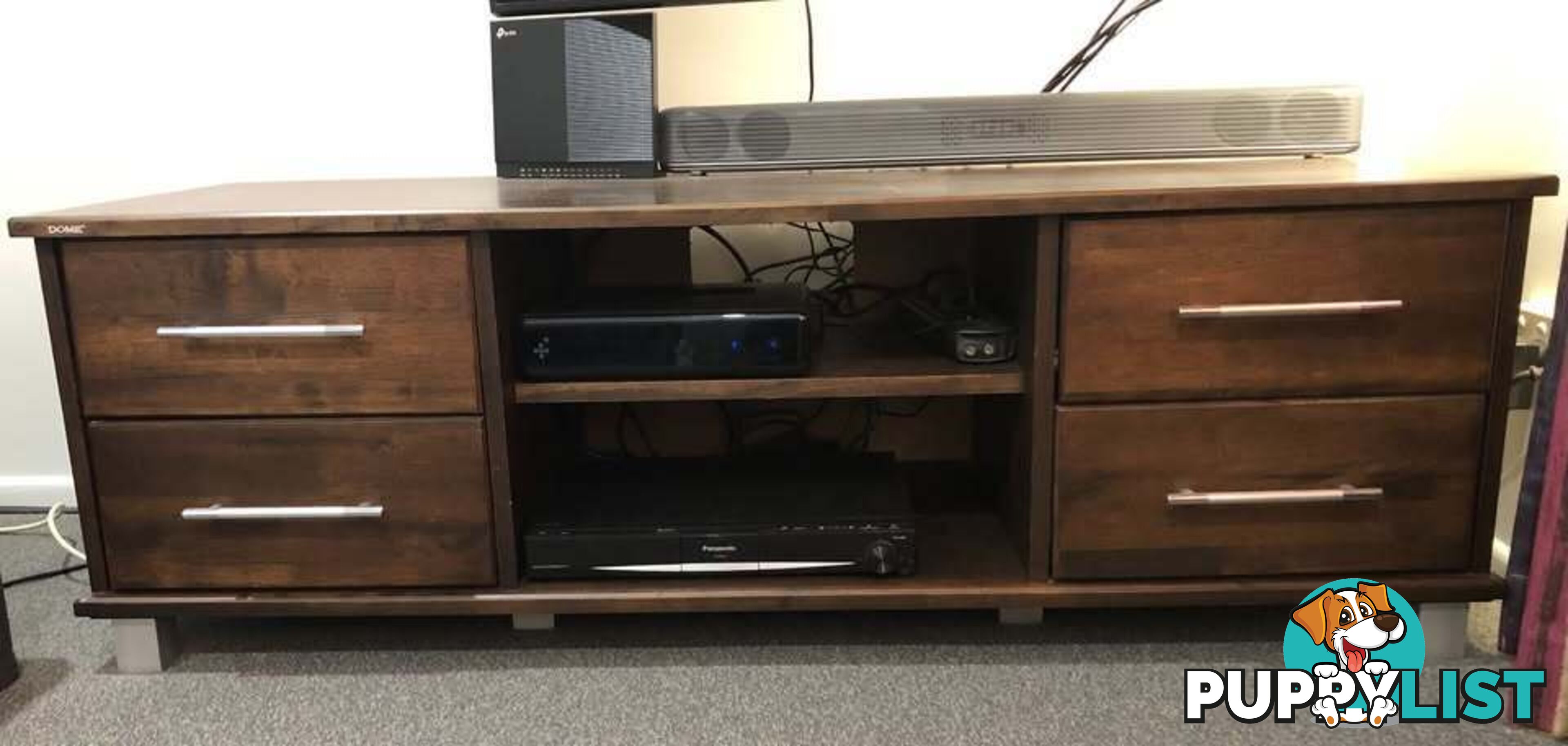 DOME TIMBER TV UNIT