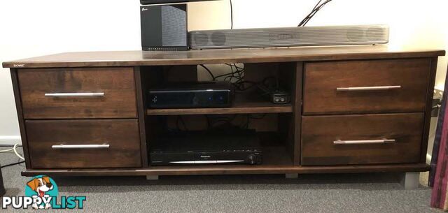 DOME TIMBER TV UNIT
