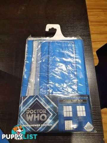 Doctor Who - TARDIS Shower Curtain