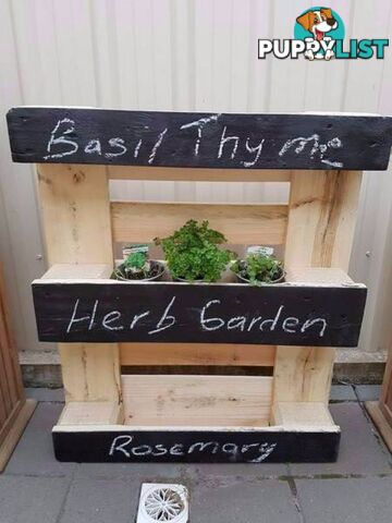 Pallet Herb Garden