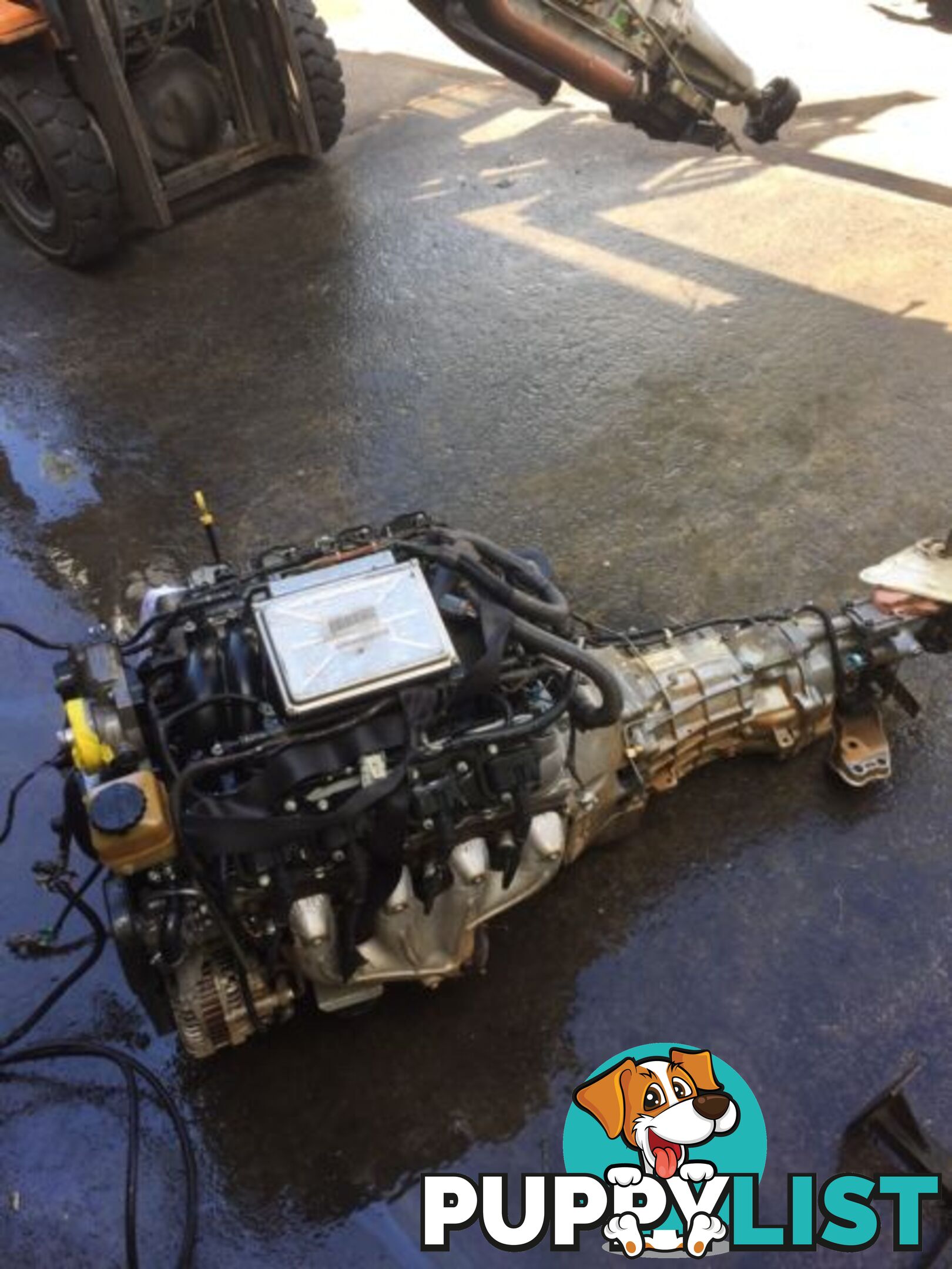 HOLDEN VZ SS LS1 5.7L V8 Complete motor 6 speed manual box and comput