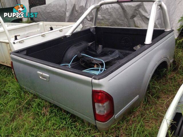 *****2006 Holden Rodeo Spacecab Style Side Tray