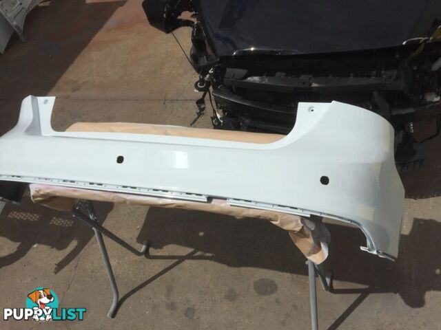 2012 onwards Ford Focus rear bar