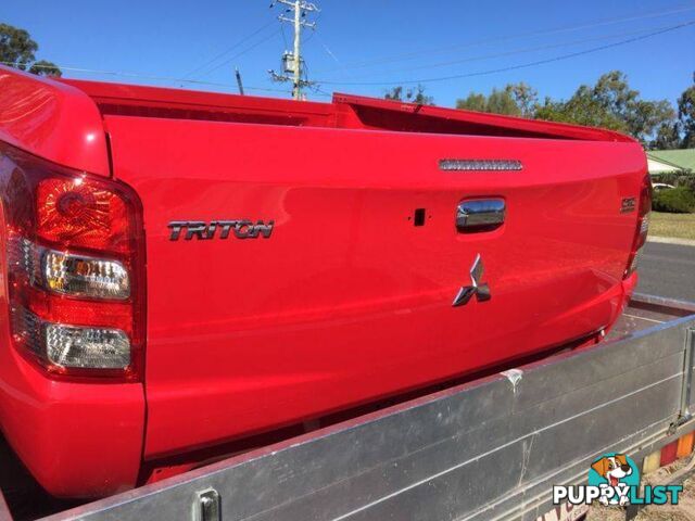 2015 Mitsubishi Triton Style Side Complete Tray