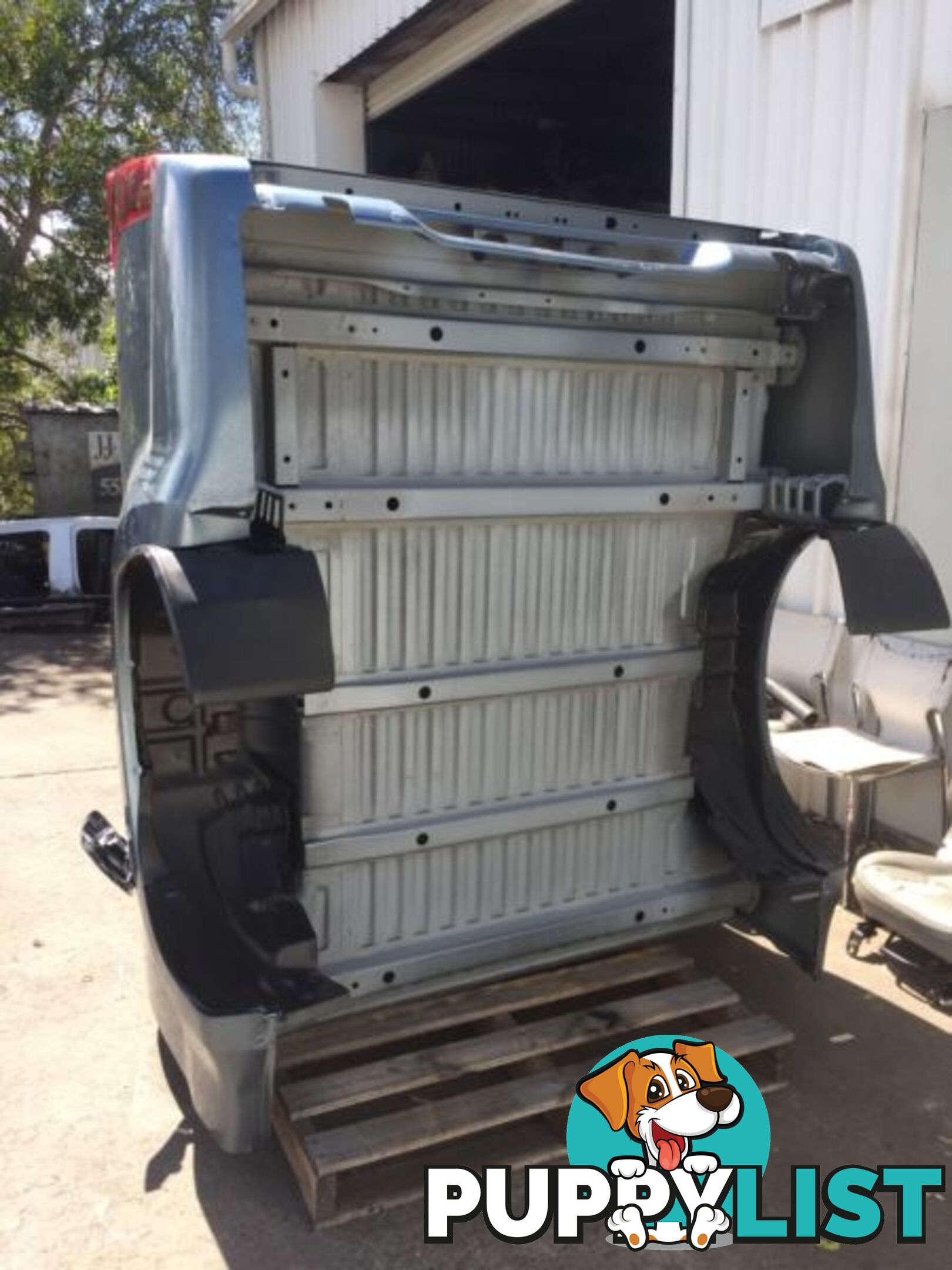 *****2016 Isuzu dmax space cab style side tray