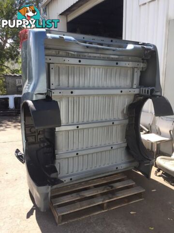 *****2016 Isuzu dmax space cab style side tray