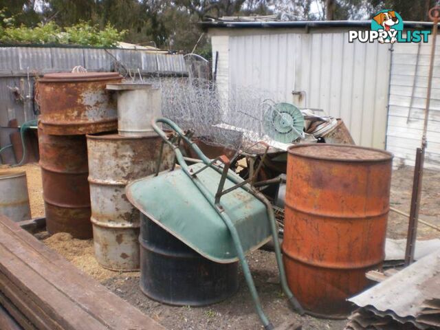 GARDEN & BUILDING MATERIALS -- BARREL, TANK, SCREENS, CANS, POTS