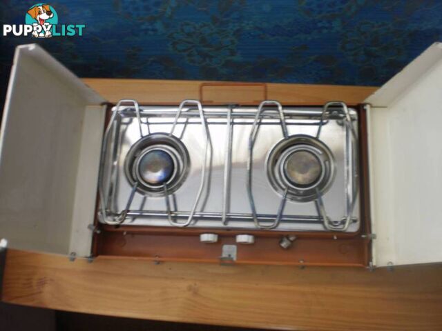 GAS COOKER 2 BURNER -- REDUCED PRICE