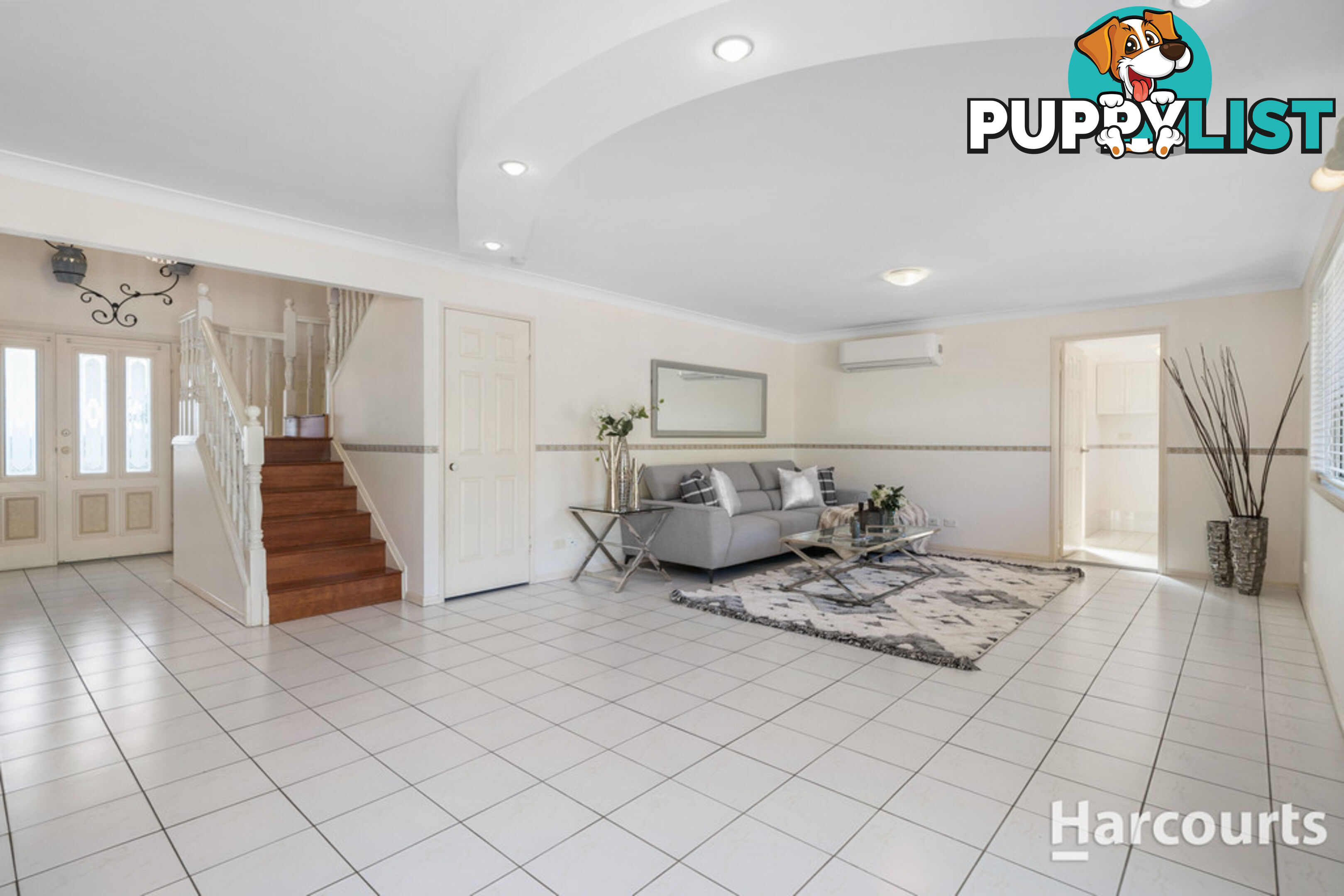 8 Buckinghamia Place STRETTON QLD 4116