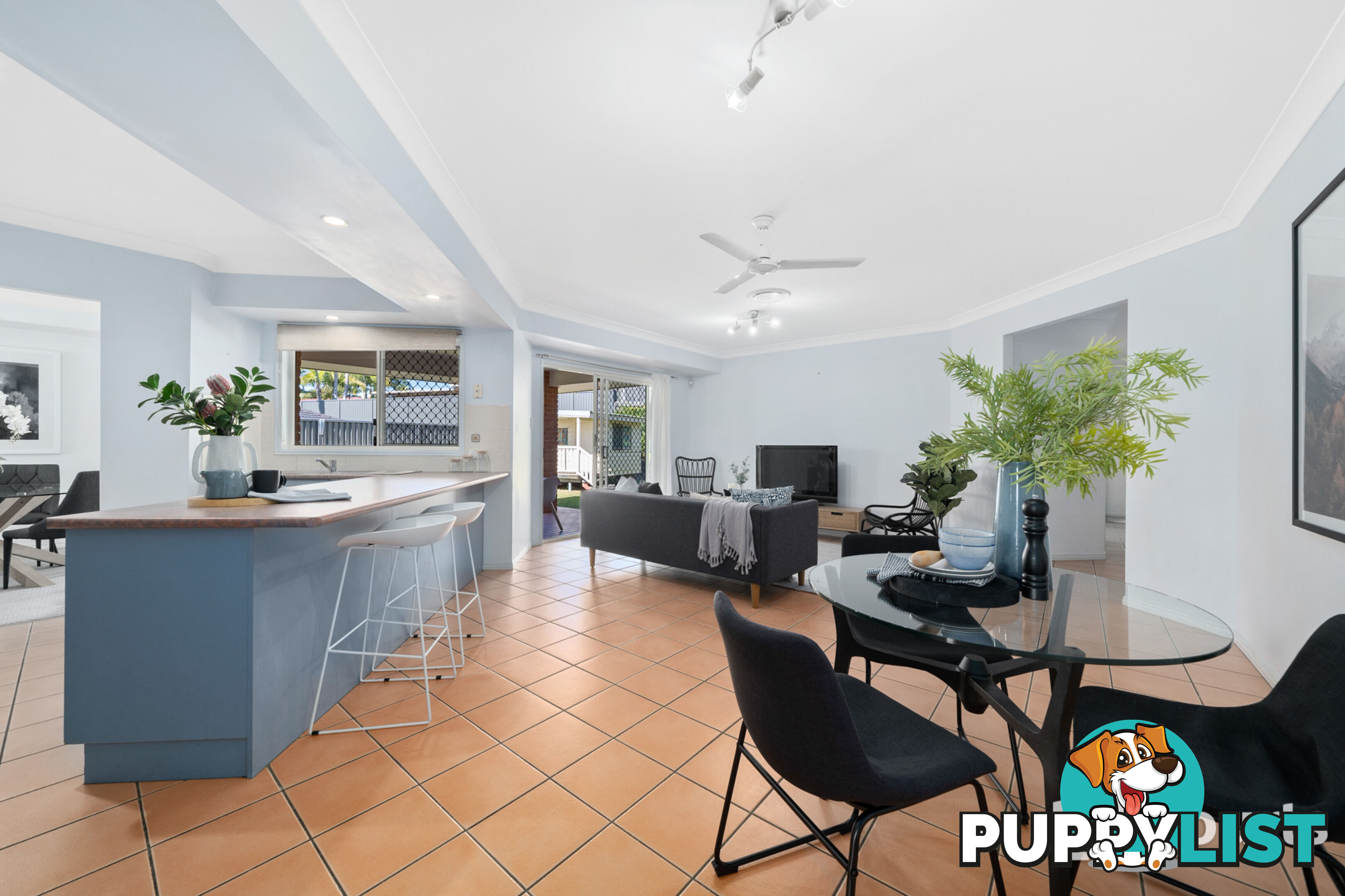 47 Bonneville Crescent PARKINSON QLD 4115