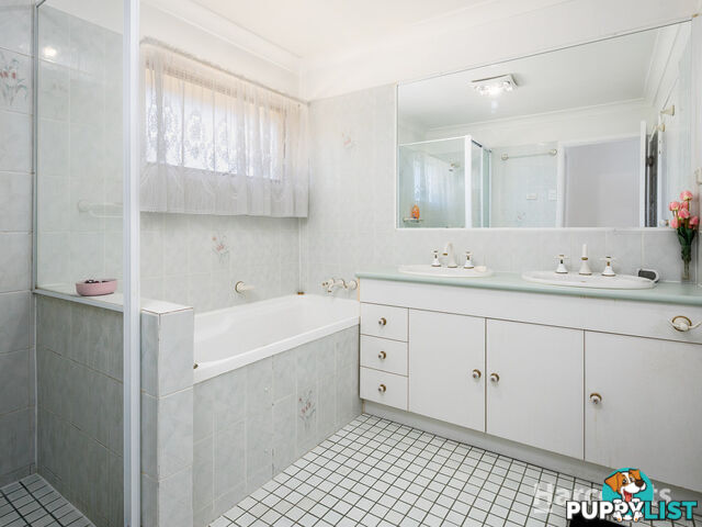 2 Cranfield Street SUNNYBANK HILLS QLD 4109