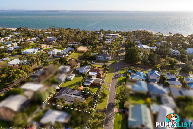 24 McHaffie Drive Cowes VIC 3922