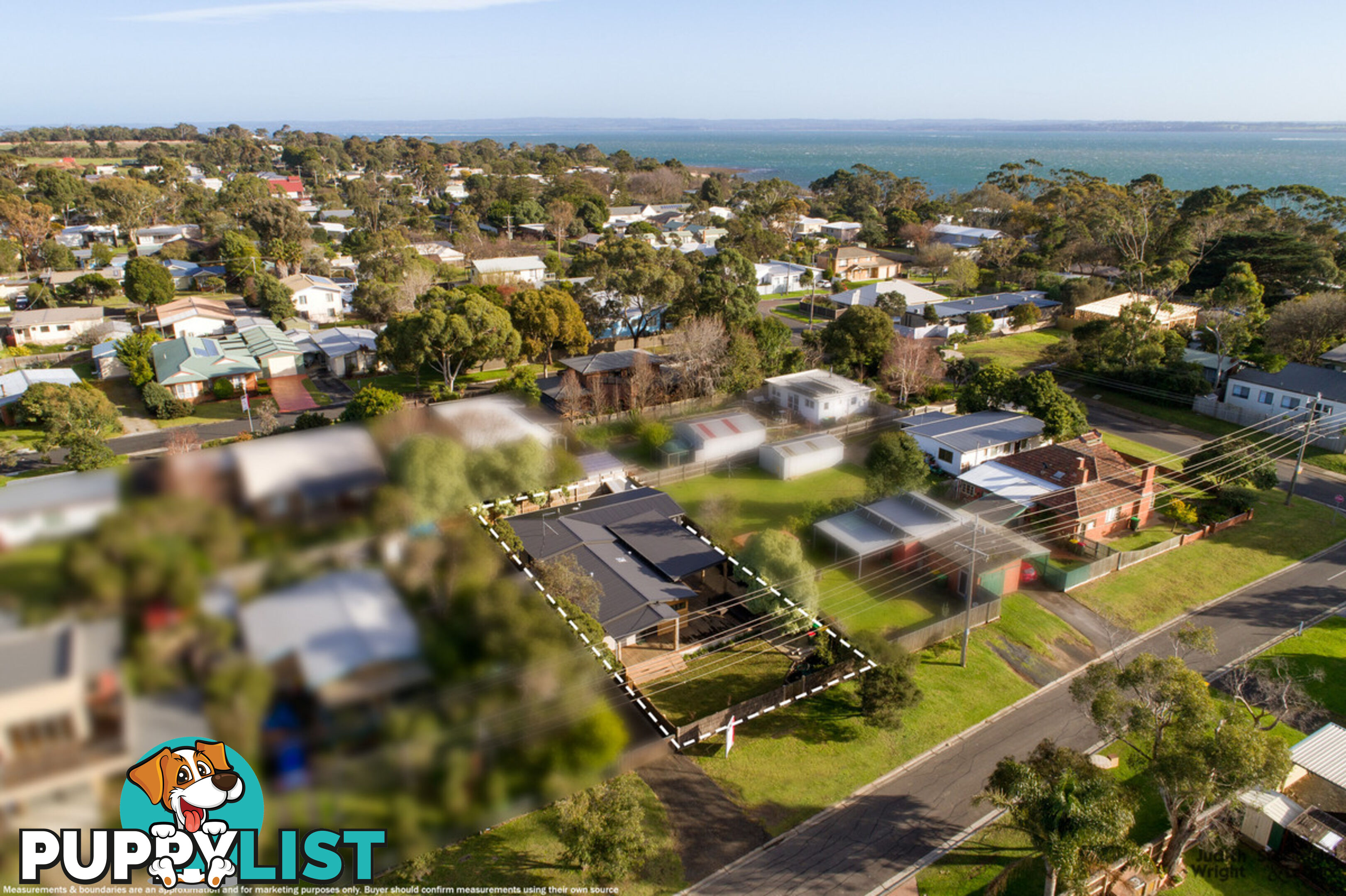 24 McHaffie Drive Cowes VIC 3922