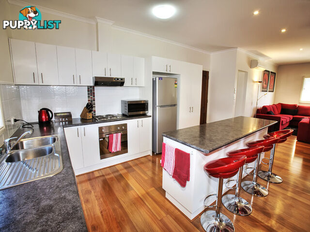 13 Golden Court Sunset Strip VIC 3922