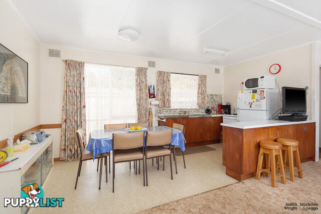 22 Raywood Avenue Cowes VIC 3922