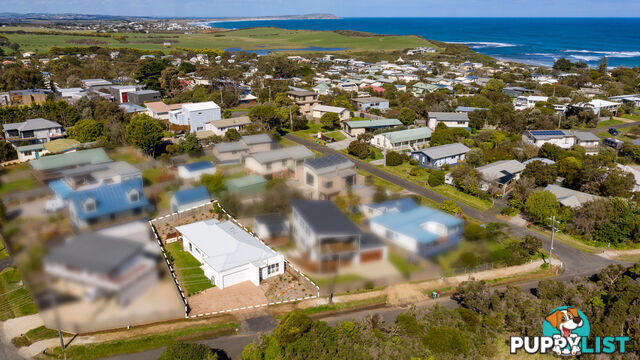 11 Beachcomber Avenue Smiths Beach VIC 3922