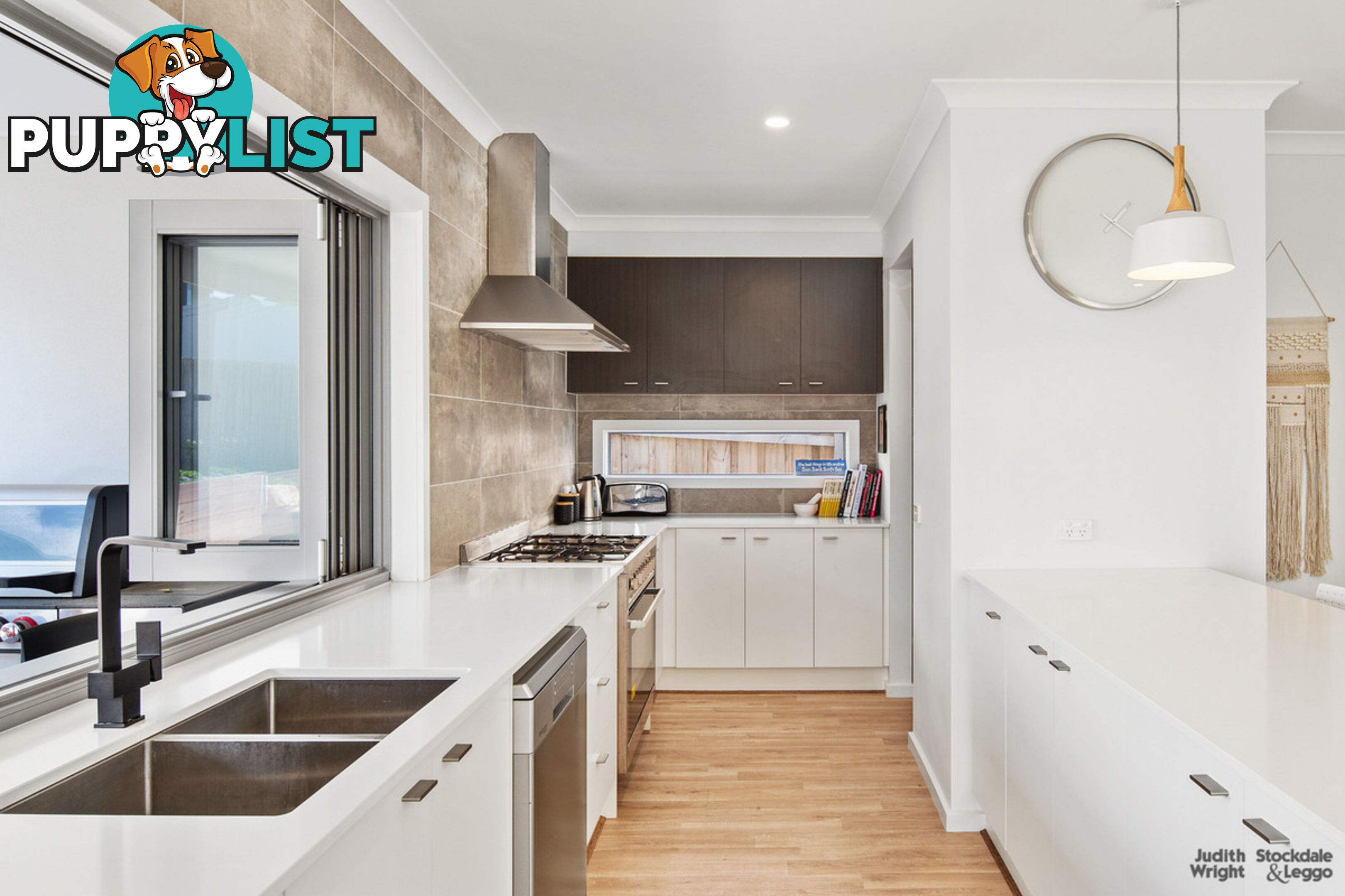 11 Beachcomber Avenue Smiths Beach VIC 3922