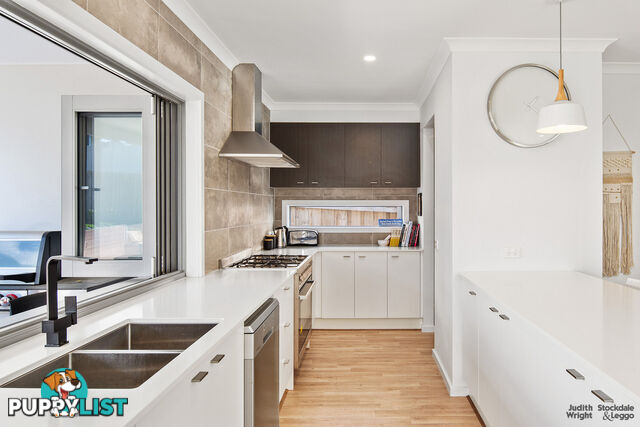 11 Beachcomber Avenue Smiths Beach VIC 3922