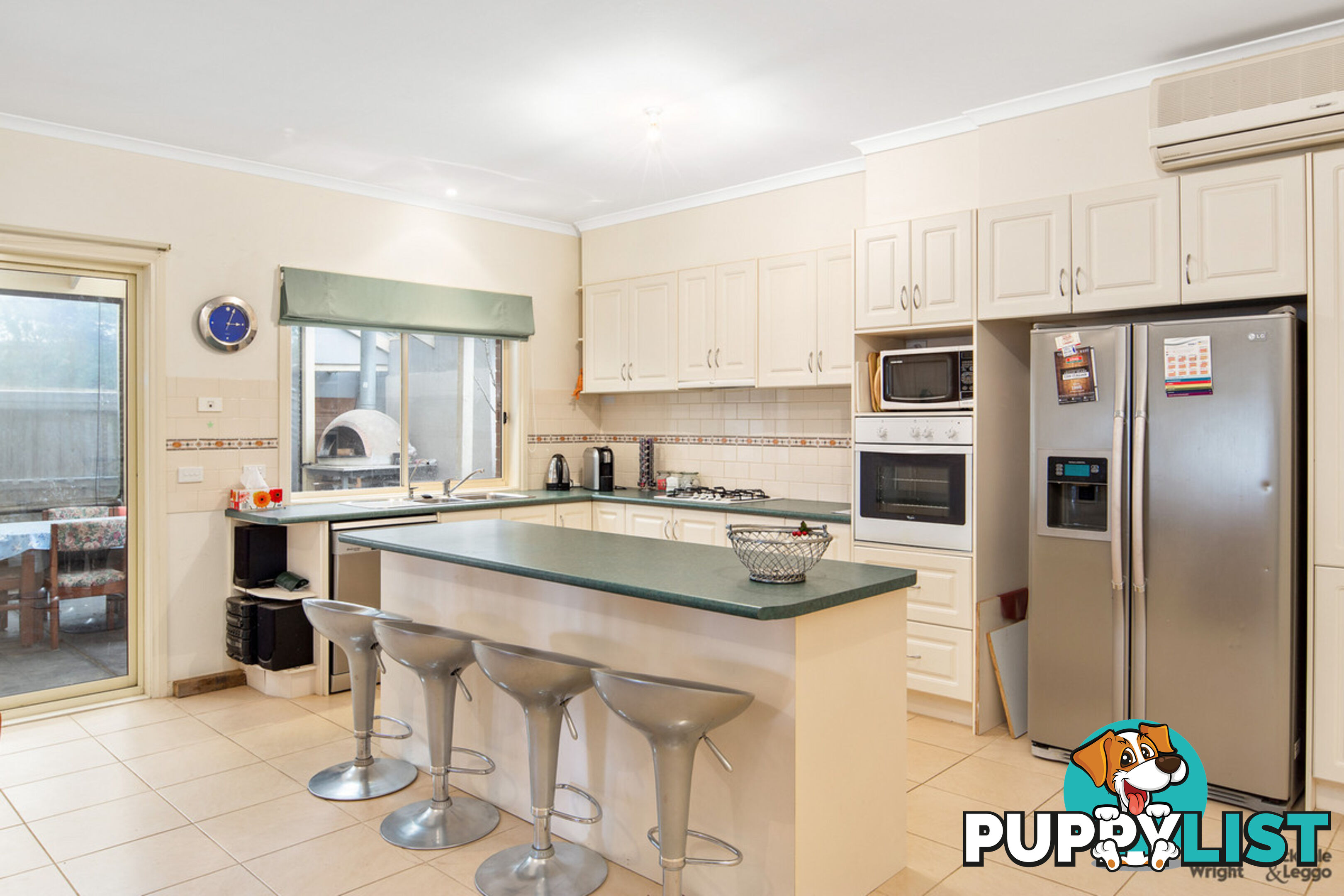 16 Malcalm Avenue Surf Beach VIC 3922