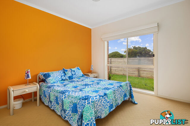 16 Malcalm Avenue Surf Beach VIC 3922