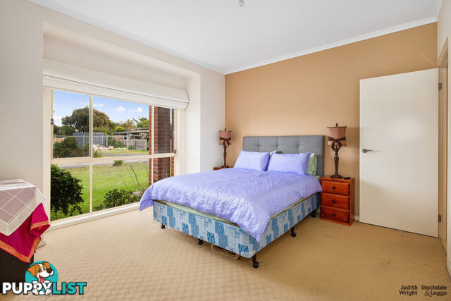 16 Malcalm Avenue Surf Beach VIC 3922