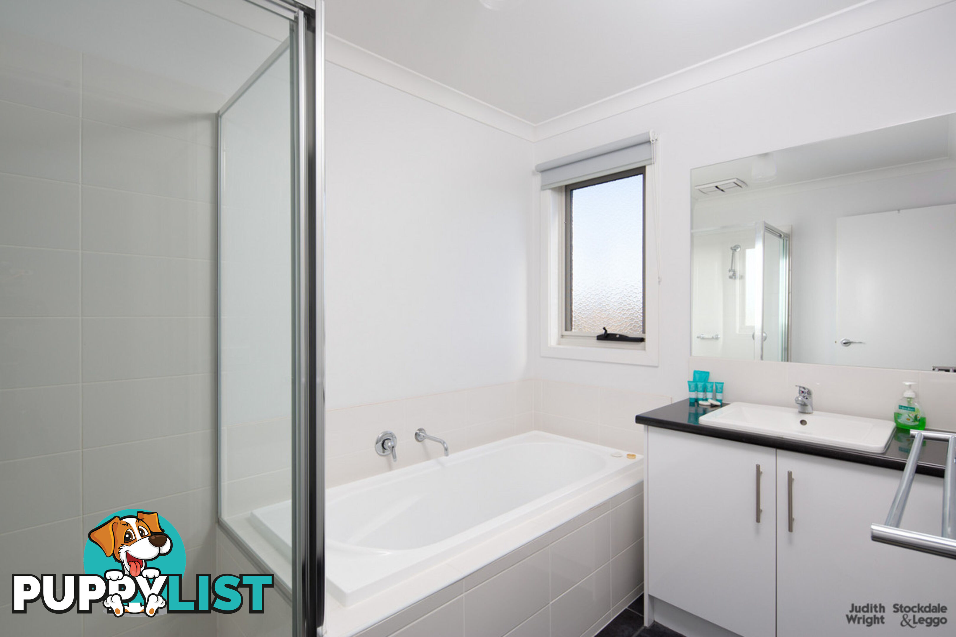 33 Grampian Boulevard Cowes VIC 3922