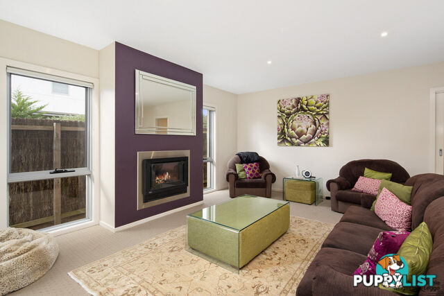 1 24 Redwood Drive Cowes VIC 3922