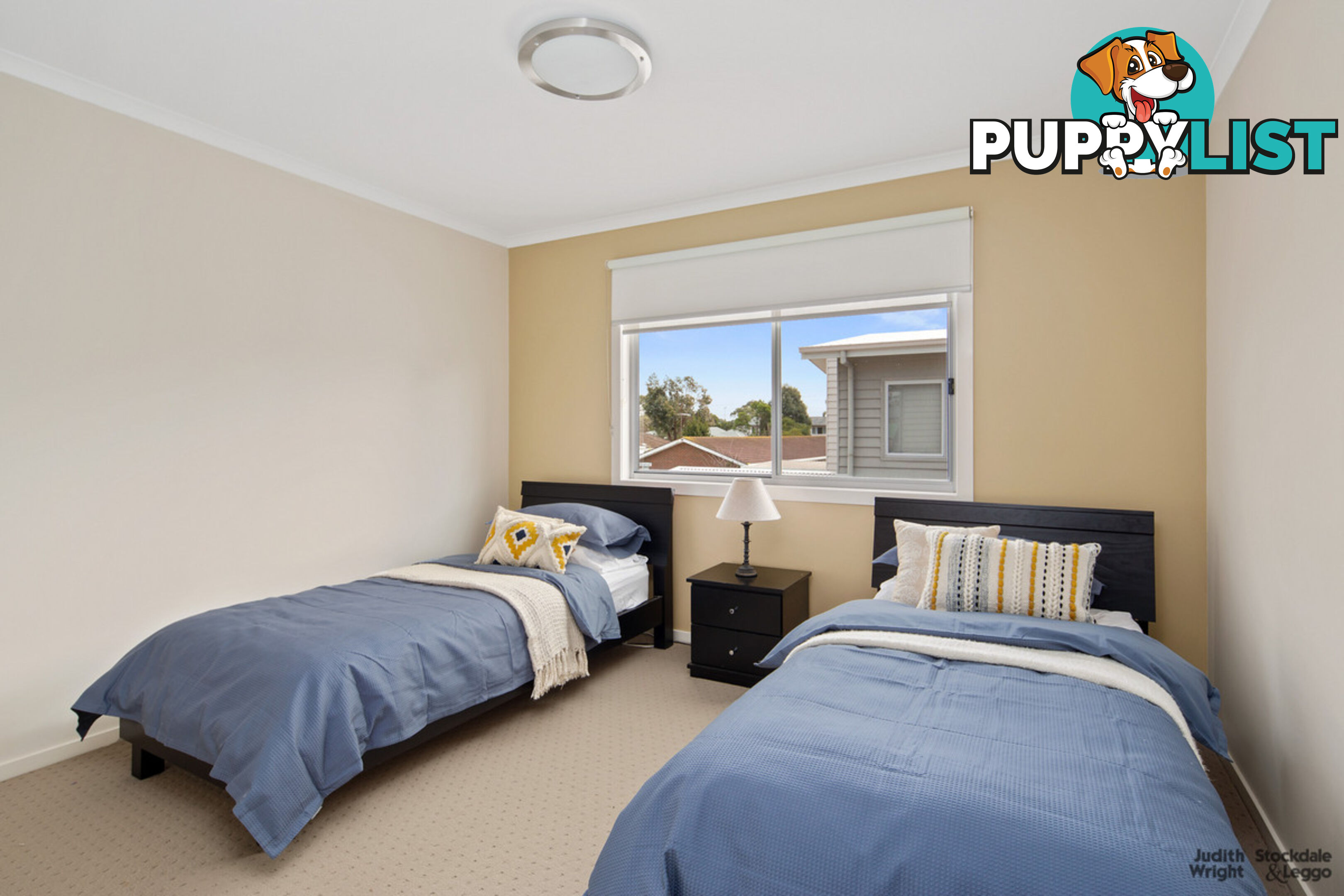 1 24 Redwood Drive Cowes VIC 3922