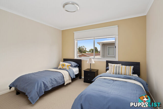 1 24 Redwood Drive Cowes VIC 3922