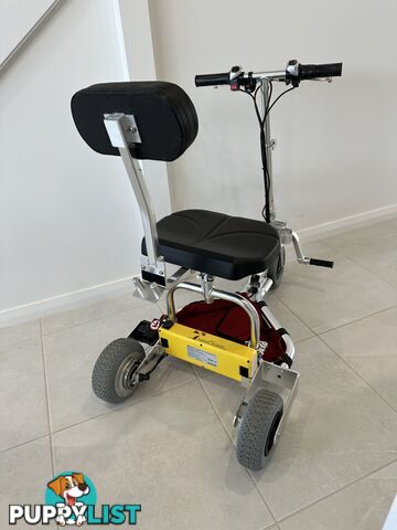 🌟 TravelScoot Escape – World’s Lightest Mobility Scooter 🌟