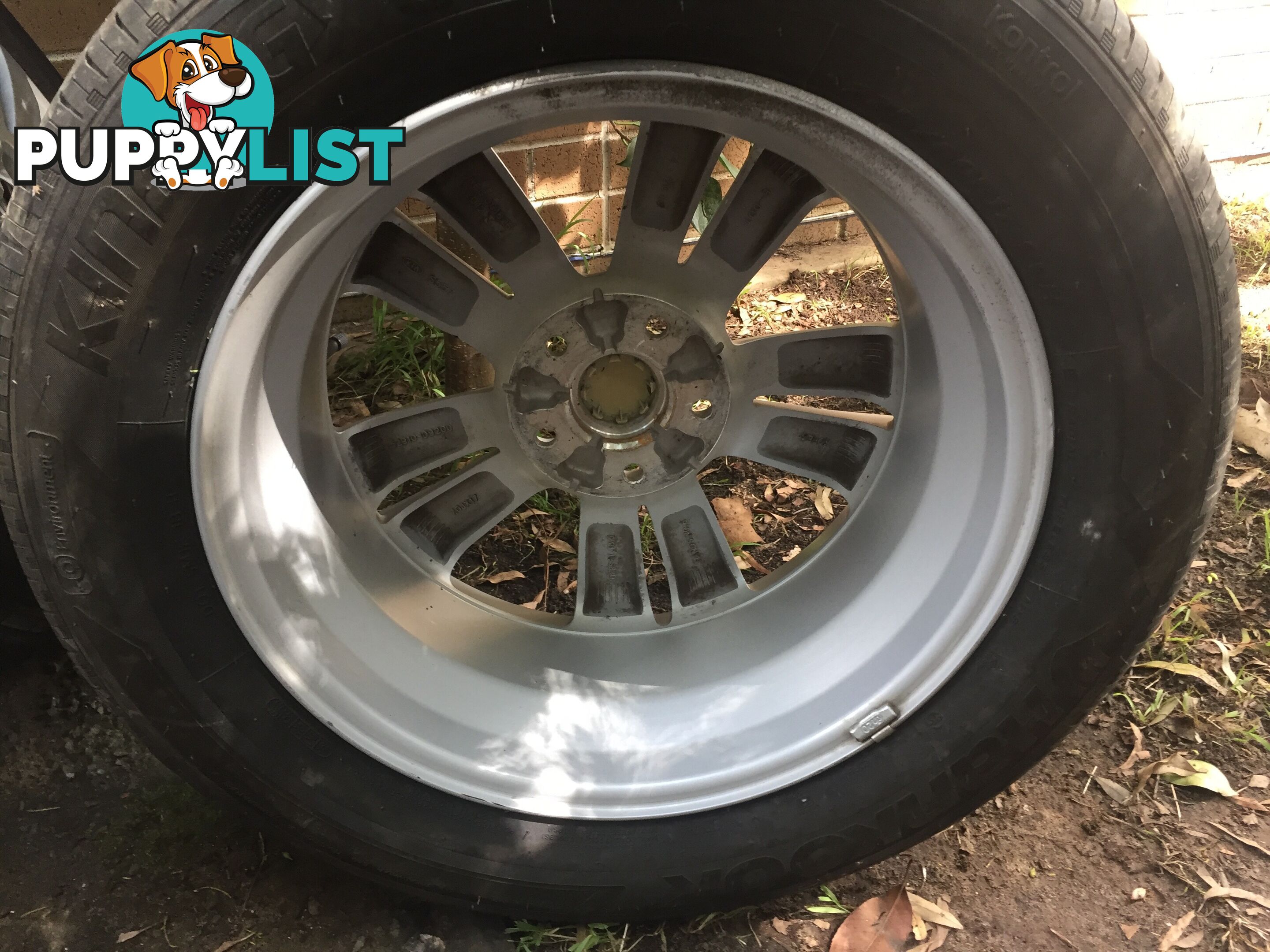 Kia Sportage wheels + tyres